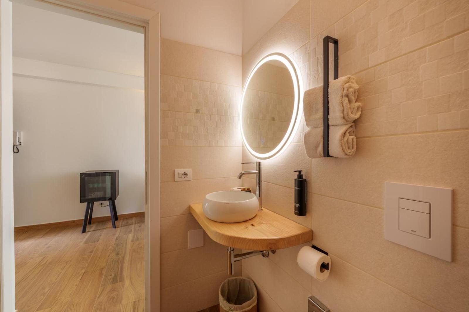 Dome House Hotel Олбия Екстериор снимка